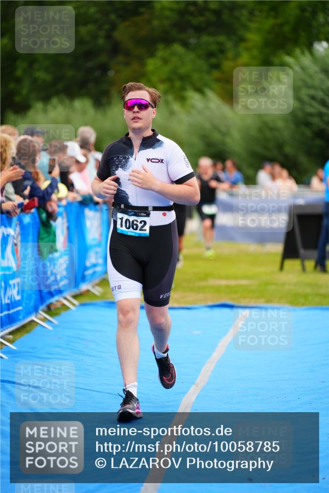30.08.2026 - Elbe Triathlon Hamburg LAZAROV Photography http://msf.ph/oto/10058785 30.08.2026 11:32:10 Ziel 716, 729, 1026, 1062, 1170 meine-sportfotos.de