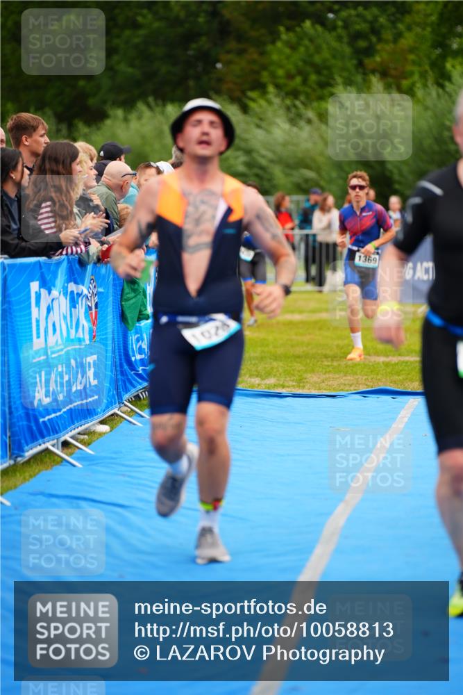 30.08.2026 - Elbe Triathlon Hamburg LAZAROV Photography http://msf.ph/oto/10058813 30.08.2026 11:32:18 Ziel 716, 729, 1026, 1369, 1438 meine-sportfotos.de