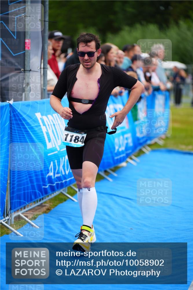 30.08.2026 - Elbe Triathlon Hamburg LAZAROV Photography http://msf.ph/oto/10058902 30.08.2026 11:33:03 Ziel 1184 meine-sportfotos.de
