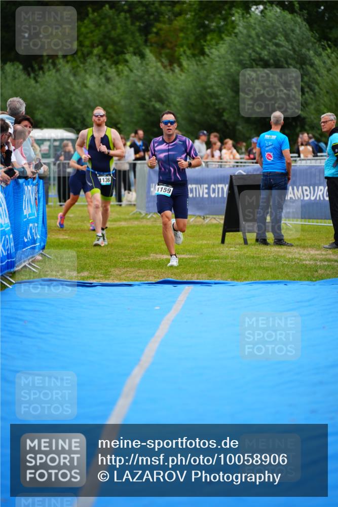 30.08.2026 - Elbe Triathlon Hamburg LAZAROV Photography http://msf.ph/oto/10058906 30.08.2026 11:33:15 Ziel 1136, 1159 meine-sportfotos.de