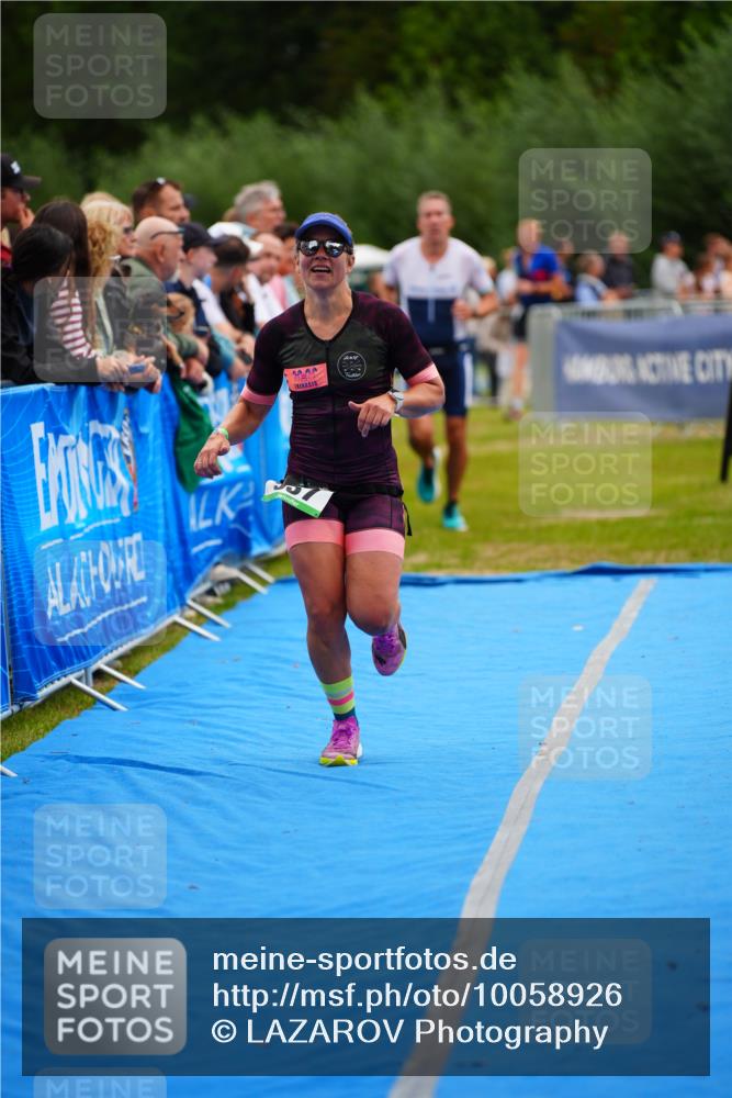 30.08.2026 - Elbe Triathlon Hamburg LAZAROV Photography http://msf.ph/oto/10058926 30.08.2026 11:33:25 Ziel 937, 1254 meine-sportfotos.de