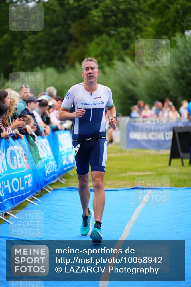30.08.2026 - Elbe Triathlon Hamburg LAZAROV Photography http://msf.ph/oto/10058942 30.08.2026 11:33:28 Ziel 843, 937, 1126, 1254, 1313 meine-sportfotos.de