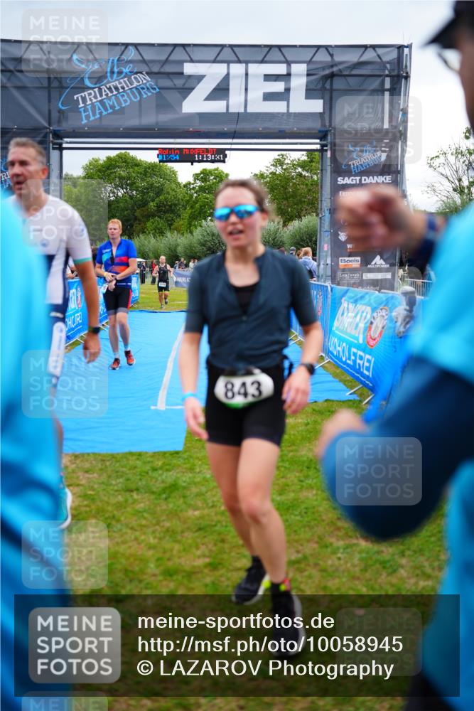 30.08.2026 - Elbe Triathlon Hamburg LAZAROV Photography http://msf.ph/oto/10058945 30.08.2026 11:33:38 Ziel 843, 1126, 1289, 1313 meine-sportfotos.de