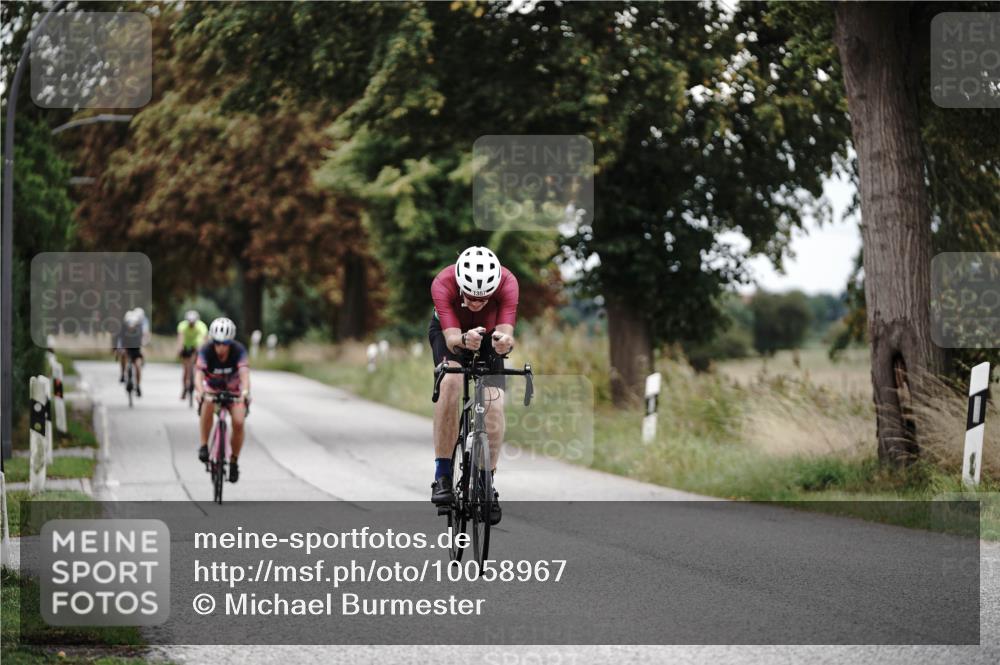 30.08.2026 - Elbe Triathlon Hamburg Michael Burmester http://msf.ph/oto/10058967 30.08.2026 11:27:25 Radfahren 1357, 1604, 1613, 1713 meine-sportfotos.de