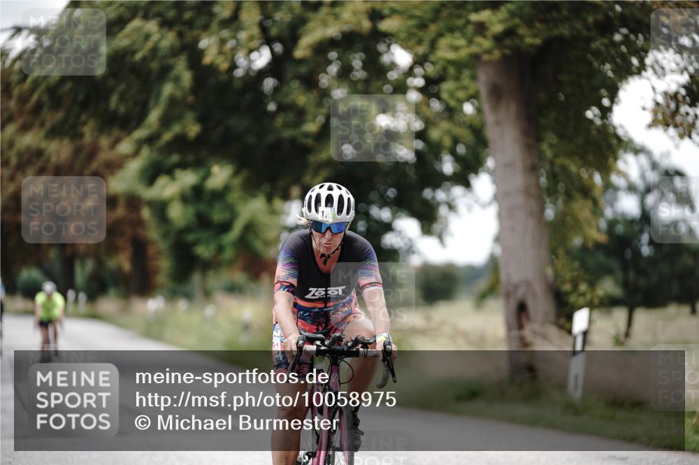 30.08.2026 - Elbe Triathlon Hamburg Michael Burmester http://msf.ph/oto/10058975 30.08.2026 11:27:27 Radfahren 1357, 1604, 1613, 1713 meine-sportfotos.de