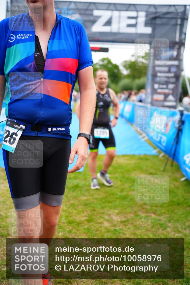 30.08.2026 - Elbe Triathlon Hamburg LAZAROV Photography http://msf.ph/oto/10058976 30.08.2026 11:33:49 Ziel 680, 863, 870 meine-sportfotos.de