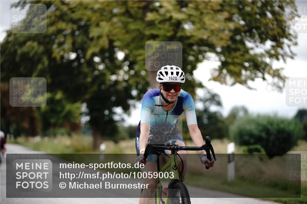 30.08.2026 - Elbe Triathlon Hamburg Michael Burmester http://msf.ph/oto/10059003 30.08.2026 11:27:37 Radfahren 1481, 1518, 1628, 1692 meine-sportfotos.de