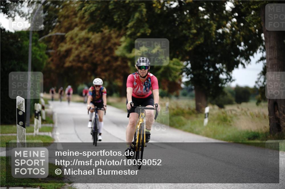 30.08.2026 - Elbe Triathlon Hamburg Michael Burmester http://msf.ph/oto/10059052 30.08.2026 11:27:51 Radfahren 1366, 1458, 1661, 1704, 1711 meine-sportfotos.de