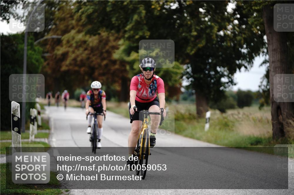 30.08.2026 - Elbe Triathlon Hamburg Michael Burmester http://msf.ph/oto/10059053 30.08.2026 11:27:51 Radfahren 1366, 1458, 1661, 1704, 1711 meine-sportfotos.de