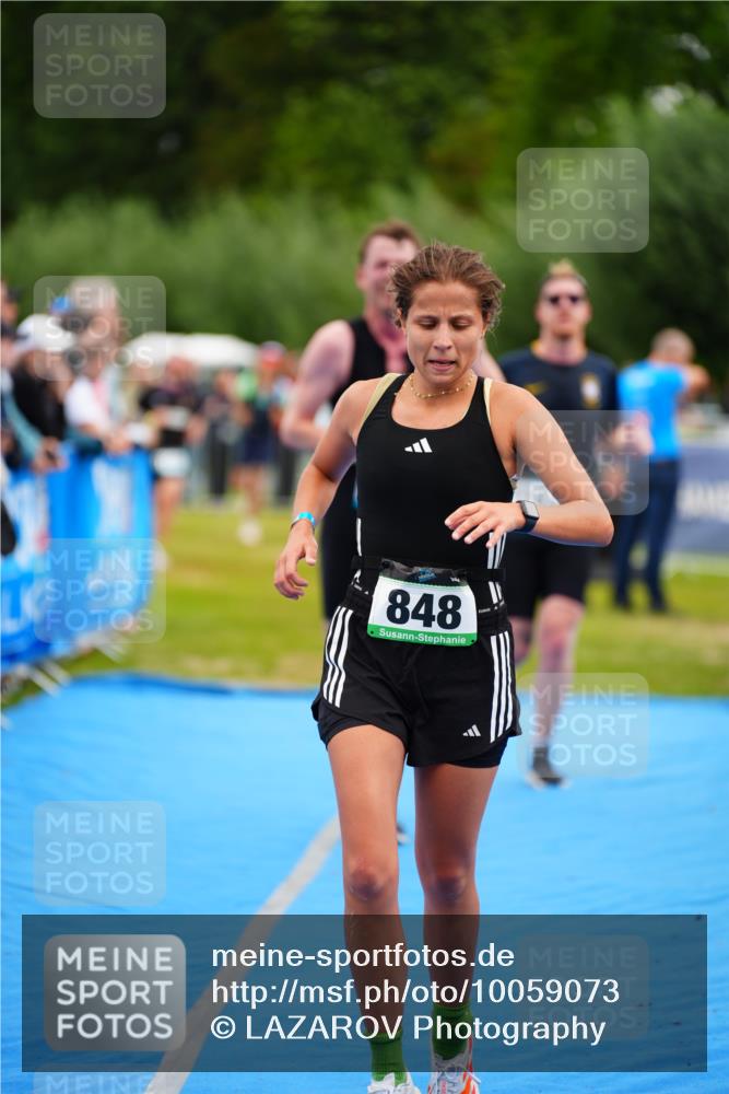 30.08.2026 - Elbe Triathlon Hamburg LAZAROV Photography http://msf.ph/oto/10059073 30.08.2026 11:34:19 Ziel 848, 1149, 1153, 1199 meine-sportfotos.de