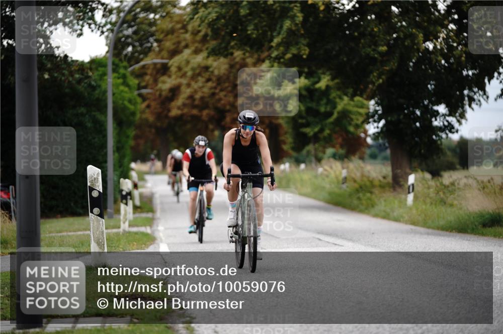 30.08.2026 - Elbe Triathlon Hamburg Michael Burmester http://msf.ph/oto/10059076 30.08.2026 11:28:04 Radfahren 1489, 1606, 1614, 1616 meine-sportfotos.de