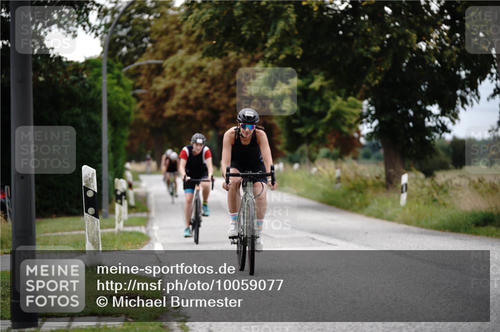 30.08.2026 - Elbe Triathlon Hamburg Michael Burmester http://msf.ph/oto/10059077 30.08.2026 11:28:04 Radfahren 1489, 1606, 1614, 1616 meine-sportfotos.de