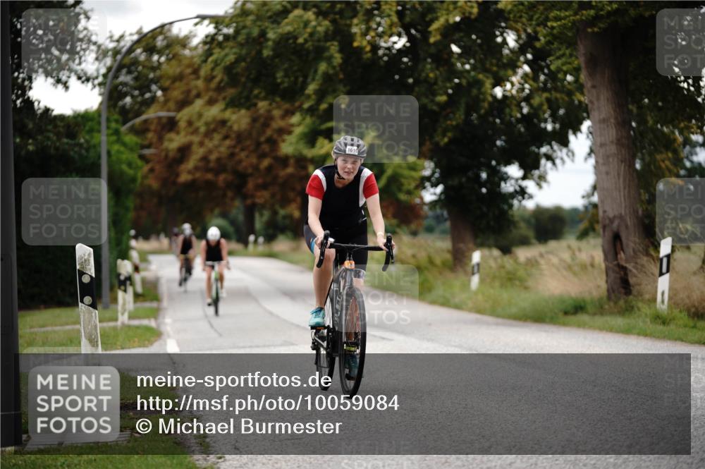 30.08.2026 - Elbe Triathlon Hamburg Michael Burmester http://msf.ph/oto/10059084 30.08.2026 11:28:06 Radfahren 1489, 1606, 1616, 1695, 1710 meine-sportfotos.de