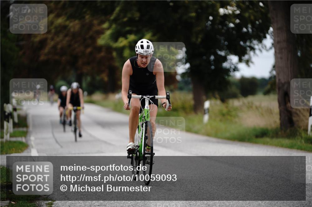 30.08.2026 - Elbe Triathlon Hamburg Michael Burmester http://msf.ph/oto/10059093 30.08.2026 11:28:09 Radfahren 1489, 1616, 1695, 1710 meine-sportfotos.de