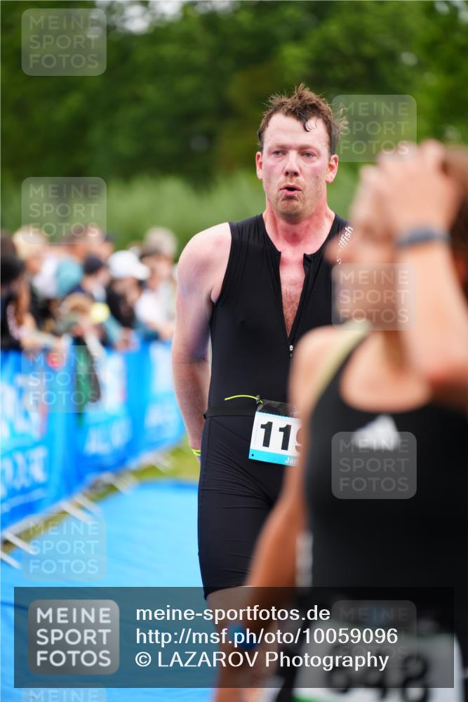 30.08.2026 - Elbe Triathlon Hamburg LAZAROV Photography http://msf.ph/oto/10059096 30.08.2026 11:34:23 Ziel 570, 1149, 1153, 1199 meine-sportfotos.de