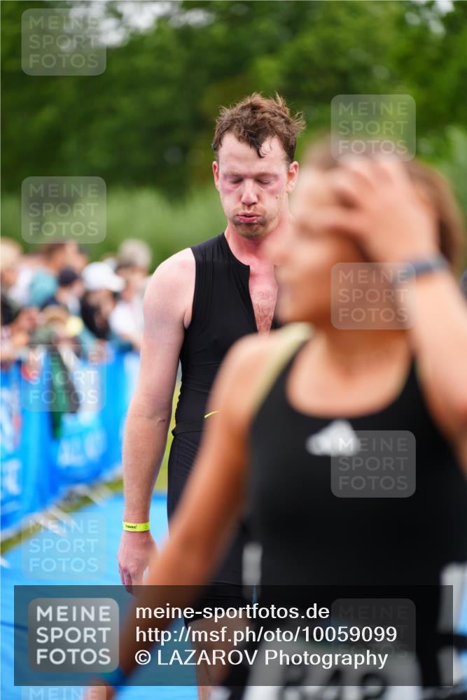 30.08.2026 - Elbe Triathlon Hamburg LAZAROV Photography http://msf.ph/oto/10059099 30.08.2026 11:34:23 Ziel 570, 1149, 1153, 1199 meine-sportfotos.de