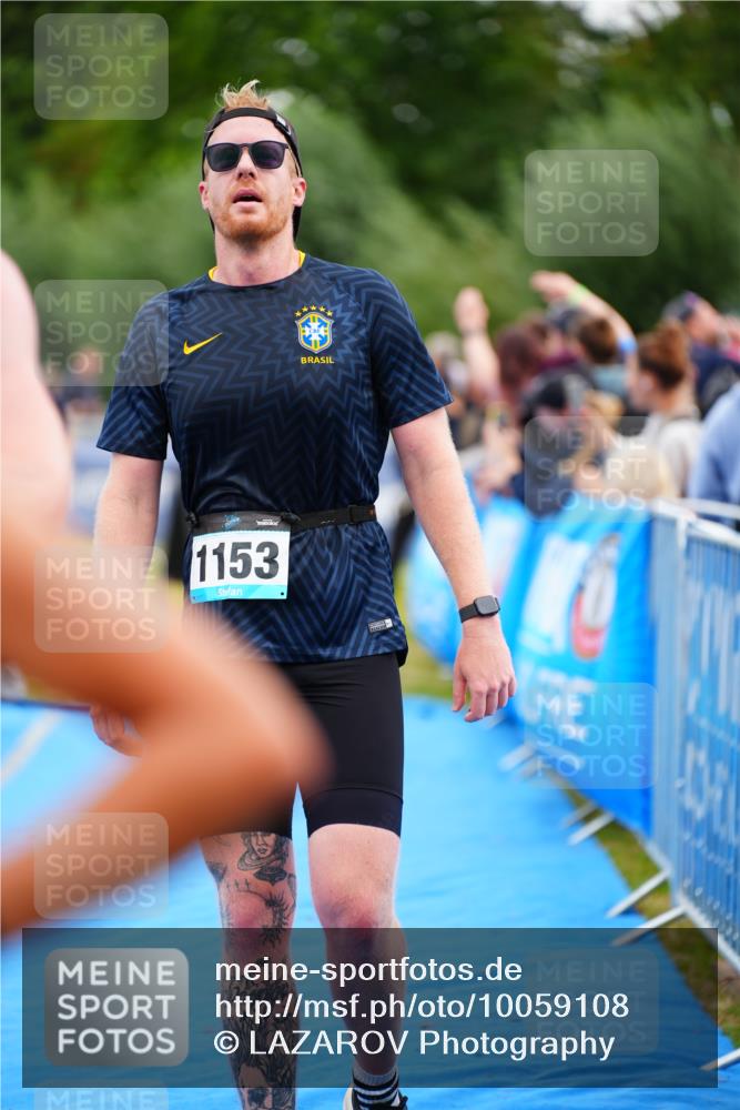 30.08.2026 - Elbe Triathlon Hamburg LAZAROV Photography http://msf.ph/oto/10059108 30.08.2026 11:34:24 Ziel 570, 1149, 1153, 1199 meine-sportfotos.de