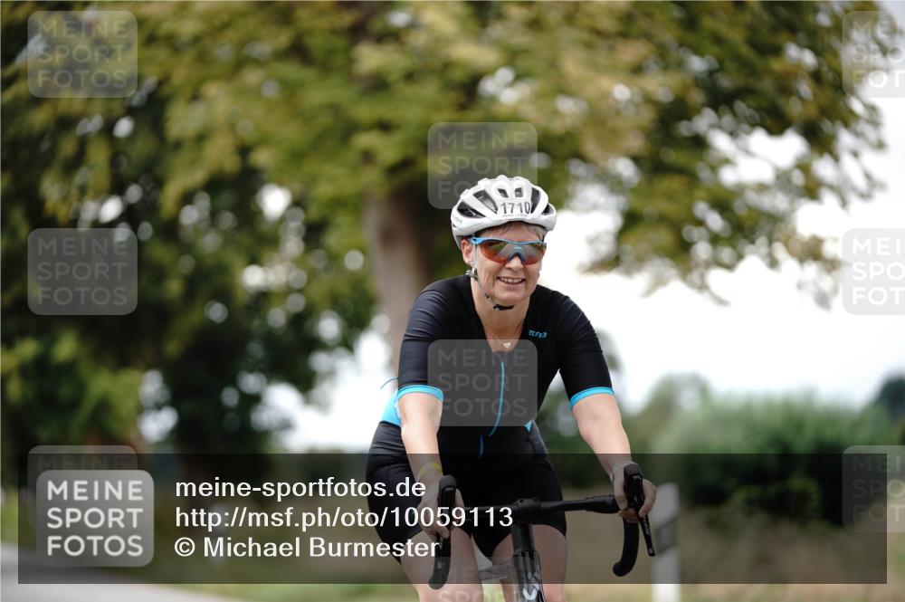 30.08.2026 - Elbe Triathlon Hamburg Michael Burmester http://msf.ph/oto/10059113 30.08.2026 11:28:14 Radfahren 1536, 1685, 1695, 1710 meine-sportfotos.de