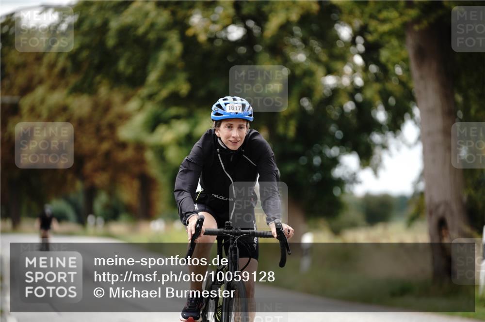 30.08.2026 - Elbe Triathlon Hamburg Michael Burmester http://msf.ph/oto/10059128 30.08.2026 11:28:33 Radfahren 1451, 1617 meine-sportfotos.de