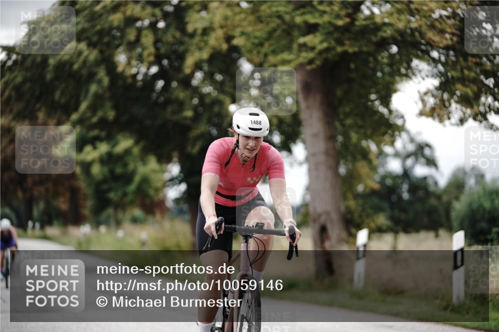 30.08.2026 - Elbe Triathlon Hamburg Michael Burmester http://msf.ph/oto/10059146 30.08.2026 11:28:46 Radfahren 1488, 1496, 1526 meine-sportfotos.de