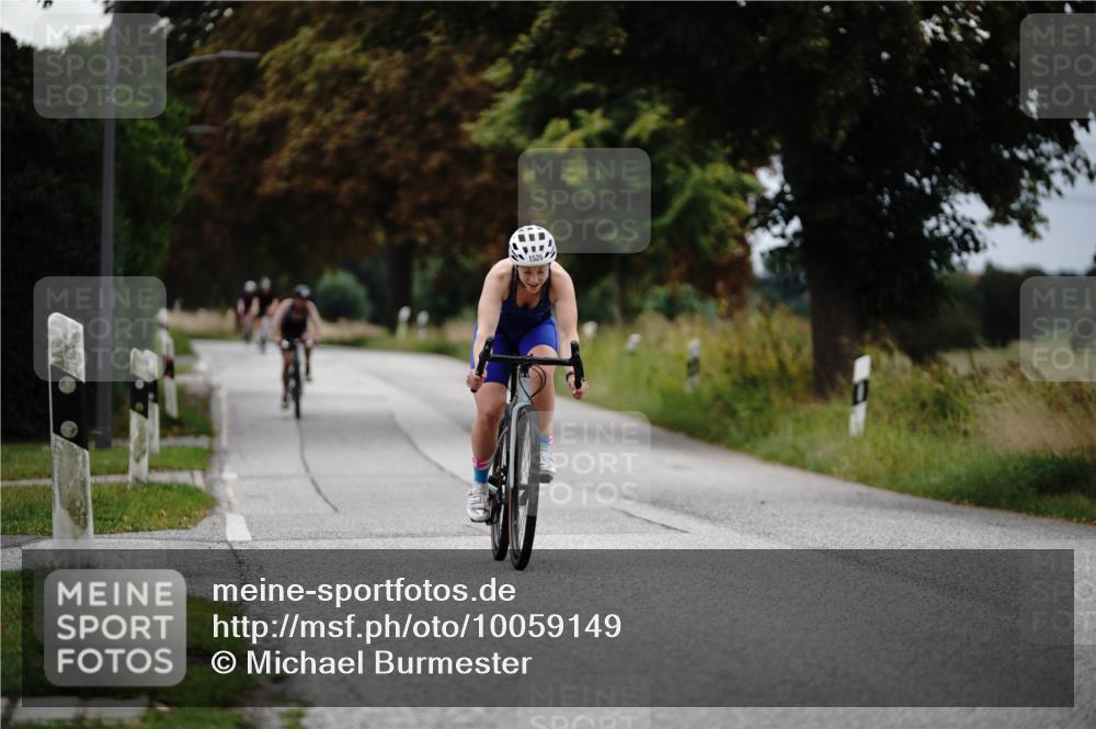 30.08.2026 - Elbe Triathlon Hamburg Michael Burmester http://msf.ph/oto/10059149 30.08.2026 11:28:48 Radfahren 1488, 1496, 1526 meine-sportfotos.de