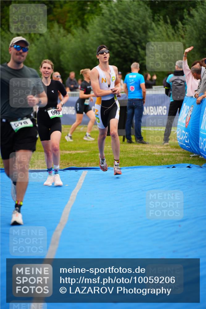 30.08.2026 - Elbe Triathlon Hamburg LAZAROV Photography http://msf.ph/oto/10059206 30.08.2026 11:35:00 Ziel 578, 903, 1213, 1230, 1441 meine-sportfotos.de