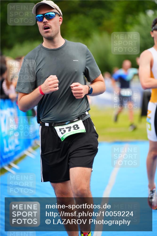 30.08.2026 - Elbe Triathlon Hamburg LAZAROV Photography http://msf.ph/oto/10059224 30.08.2026 11:35:02 Ziel 578, 903, 1213, 1230, 1441 meine-sportfotos.de