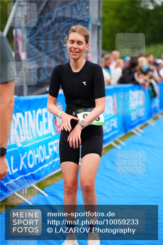 30.08.2026 - Elbe Triathlon Hamburg LAZAROV Photography http://msf.ph/oto/10059233 30.08.2026 11:35:04 Ziel 578, 903, 1213, 1230, 1441 meine-sportfotos.de