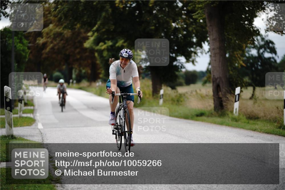 30.08.2026 - Elbe Triathlon Hamburg Michael Burmester http://msf.ph/oto/10059266 30.08.2026 11:29:39 Radfahren 1476, 1575, 1641, 1682 meine-sportfotos.de