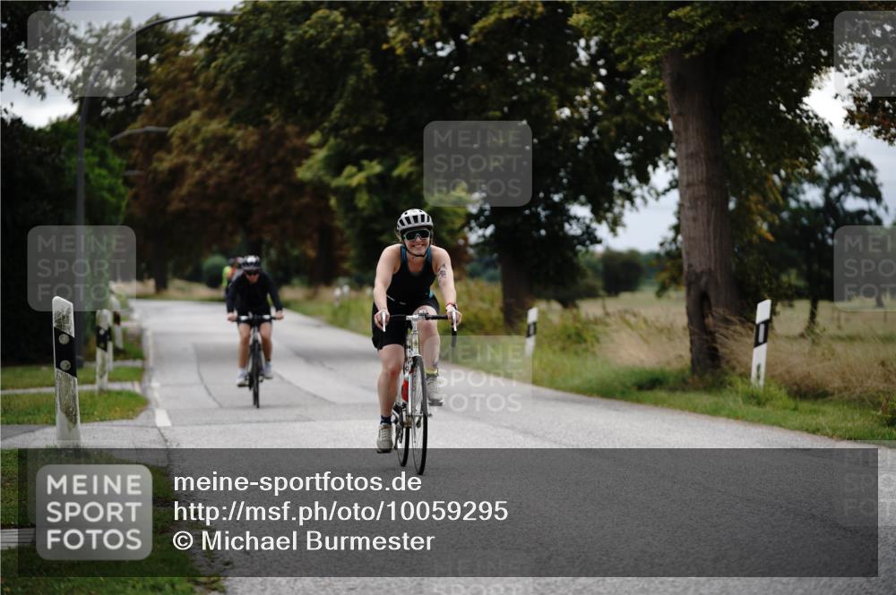 30.08.2026 - Elbe Triathlon Hamburg Michael Burmester http://msf.ph/oto/10059295 30.08.2026 11:30:00 Radfahren 1503 meine-sportfotos.de