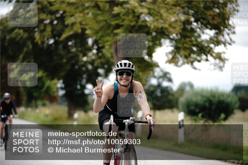 30.08.2026 - Elbe Triathlon Hamburg Michael Burmester http://msf.ph/oto/10059303 30.08.2026 11:30:01 Radfahren 1503 meine-sportfotos.de