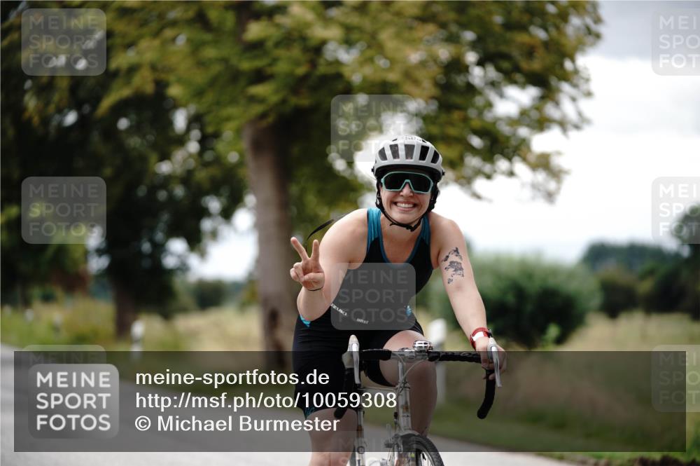 30.08.2026 - Elbe Triathlon Hamburg Michael Burmester http://msf.ph/oto/10059308 30.08.2026 11:30:01 Radfahren 1503 meine-sportfotos.de
