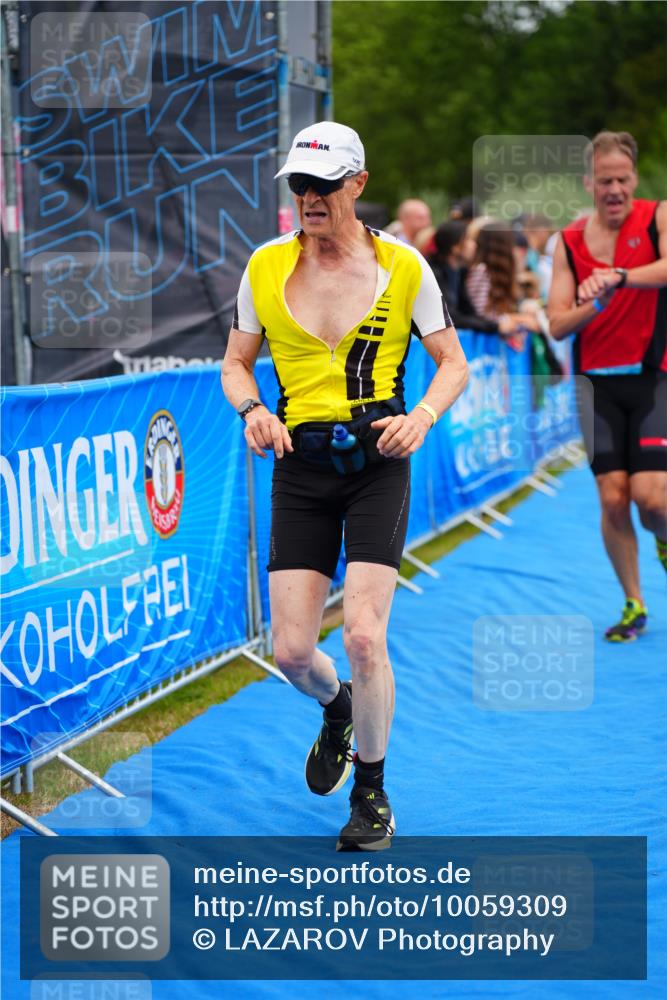 30.08.2026 - Elbe Triathlon Hamburg LAZAROV Photography http://msf.ph/oto/10059309 30.08.2026 11:35:24 Ziel 780, 831, 1318 meine-sportfotos.de