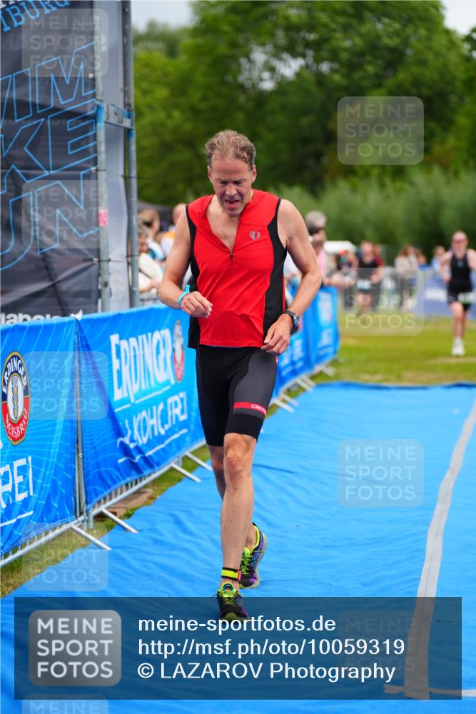 30.08.2026 - Elbe Triathlon Hamburg LAZAROV Photography http://msf.ph/oto/10059319 30.08.2026 11:35:26 Ziel 780, 831, 1177, 1237, 1318 meine-sportfotos.de