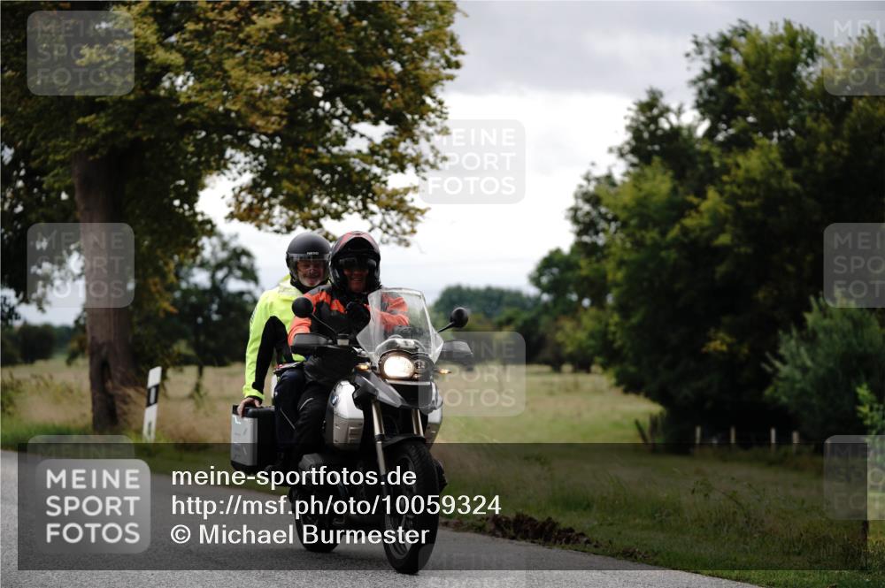 30.08.2026 - Elbe Triathlon Hamburg Michael Burmester http://msf.ph/oto/10059324 30.08.2026 11:30:07 Radfahren  meine-sportfotos.de
