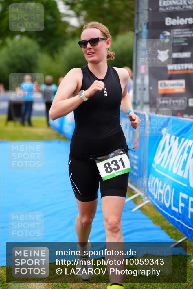 30.08.2026 - Elbe Triathlon Hamburg LAZAROV Photography http://msf.ph/oto/10059343 30.08.2026 11:35:31 Ziel 831, 961, 1177, 1237 meine-sportfotos.de