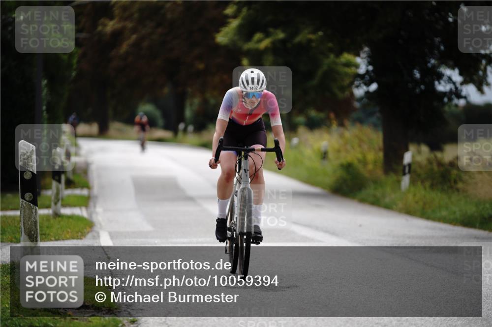 30.08.2026 - Elbe Triathlon Hamburg Michael Burmester http://msf.ph/oto/10059394 30.08.2026 11:30:49 Radfahren 1492, 1577 meine-sportfotos.de