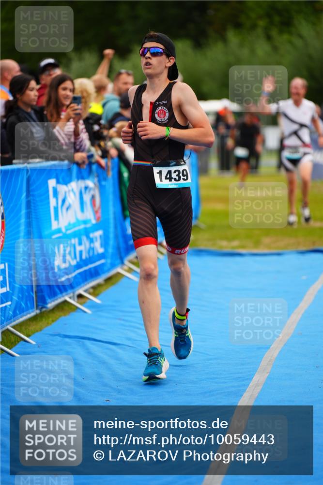 30.08.2026 - Elbe Triathlon Hamburg LAZAROV Photography http://msf.ph/oto/10059443 30.08.2026 11:36:00 Ziel 1139, 1295, 1439 meine-sportfotos.de