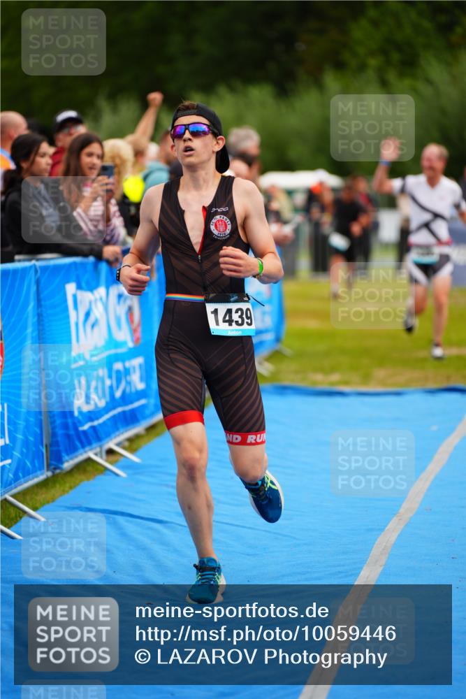 30.08.2026 - Elbe Triathlon Hamburg LAZAROV Photography http://msf.ph/oto/10059446 30.08.2026 11:36:00 Ziel 1139, 1295, 1439 meine-sportfotos.de