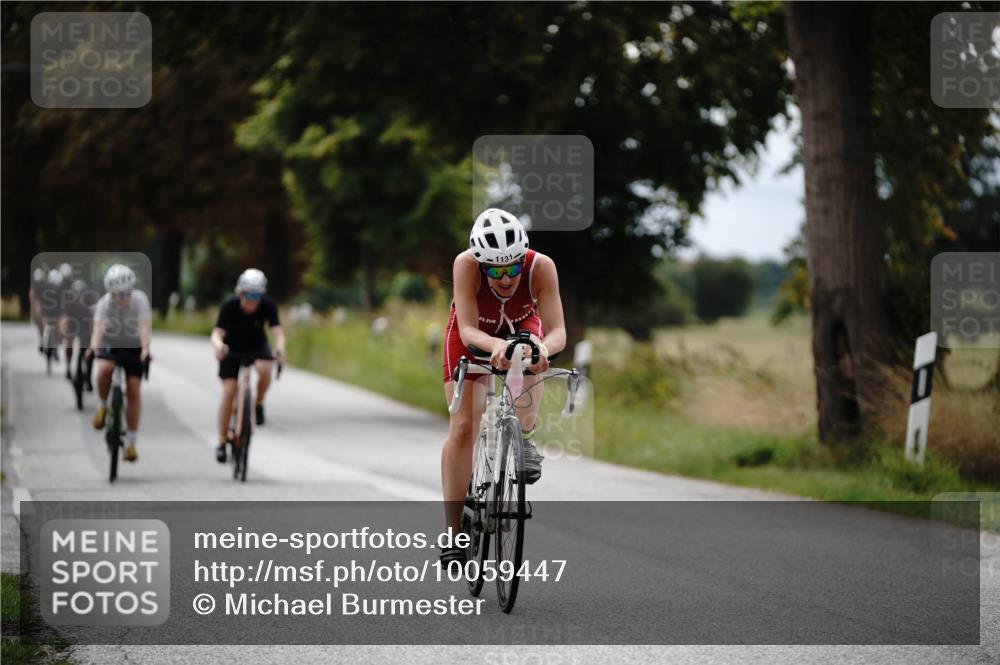 30.08.2026 - Elbe Triathlon Hamburg Michael Burmester http://msf.ph/oto/10059447 30.08.2026 11:31:18 Radfahren 1127, 1131, 1372, 1409, 1579, 1605 meine-sportfotos.de
