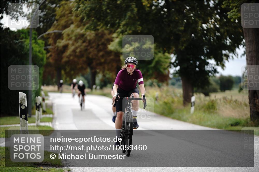 30.08.2026 - Elbe Triathlon Hamburg Michael Burmester http://msf.ph/oto/10059460 30.08.2026 11:31:23 Radfahren 1409, 1515, 1579, 1605 meine-sportfotos.de