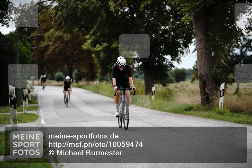 30.08.2026 - Elbe Triathlon Hamburg Michael Burmester http://msf.ph/oto/10059474 30.08.2026 11:31:27 Radfahren 1508, 1515, 1579 meine-sportfotos.de