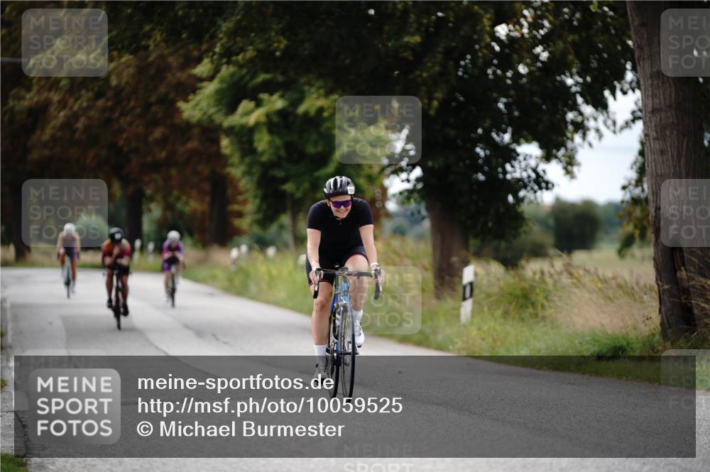 30.08.2026 - Elbe Triathlon Hamburg Michael Burmester http://msf.ph/oto/10059525 30.08.2026 11:31:49 Radfahren 1544, 1550, 1560, 1561 meine-sportfotos.de