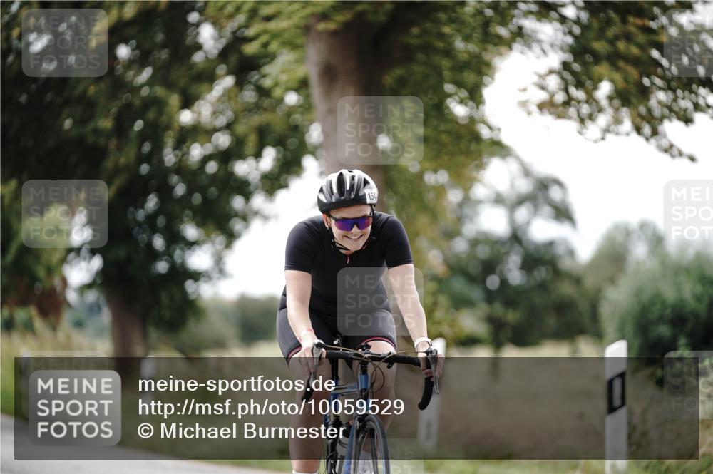 30.08.2026 - Elbe Triathlon Hamburg Michael Burmester http://msf.ph/oto/10059529 30.08.2026 11:31:51 Radfahren 1544, 1550, 1560, 1561 meine-sportfotos.de
