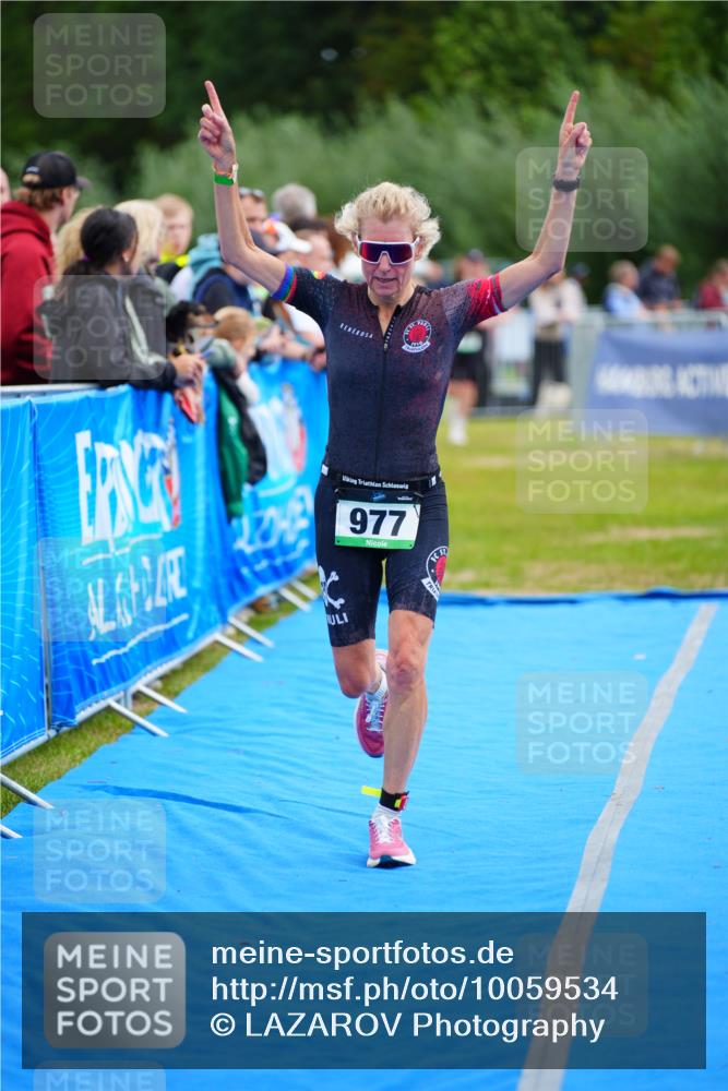 30.08.2026 - Elbe Triathlon Hamburg LAZAROV Photography http://msf.ph/oto/10059534 30.08.2026 11:36:32 Ziel 568, 882, 977 meine-sportfotos.de