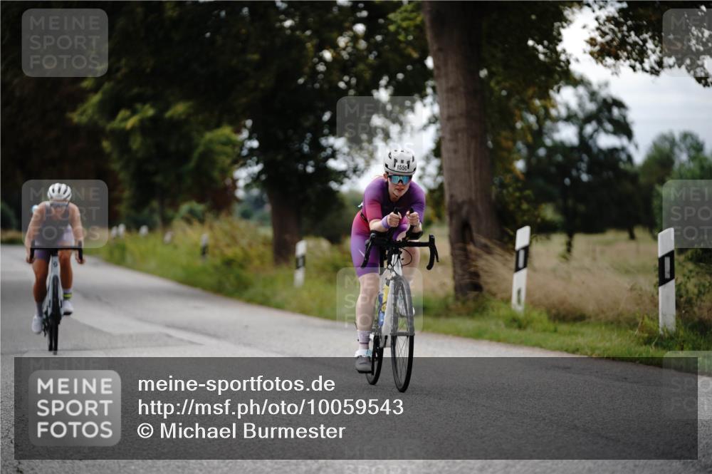 30.08.2026 - Elbe Triathlon Hamburg Michael Burmester http://msf.ph/oto/10059543 30.08.2026 11:31:55 Radfahren 1550, 1560, 1561 meine-sportfotos.de