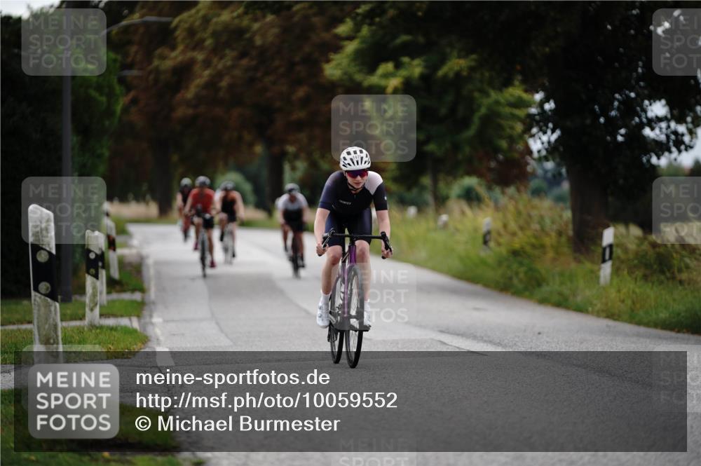 30.08.2026 - Elbe Triathlon Hamburg Michael Burmester http://msf.ph/oto/10059552 30.08.2026 11:32:10 Radfahren 1475, 1522, 1580 meine-sportfotos.de
