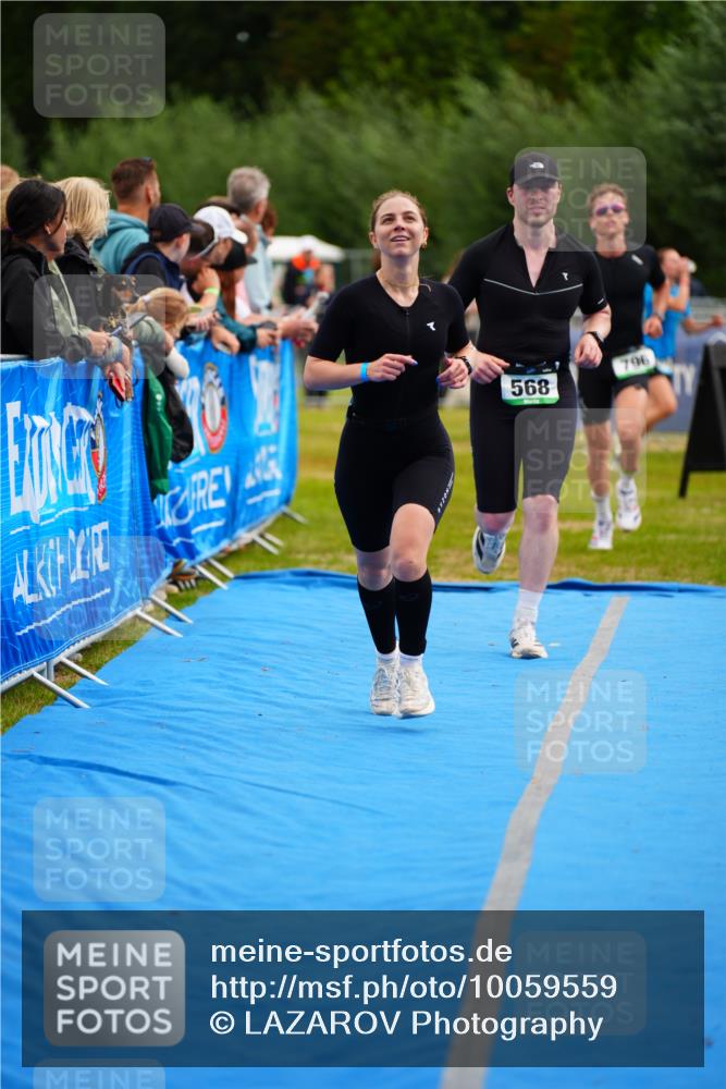 30.08.2026 - Elbe Triathlon Hamburg LAZAROV Photography http://msf.ph/oto/10059559 30.08.2026 11:36:39 Ziel 568, 796, 882 meine-sportfotos.de