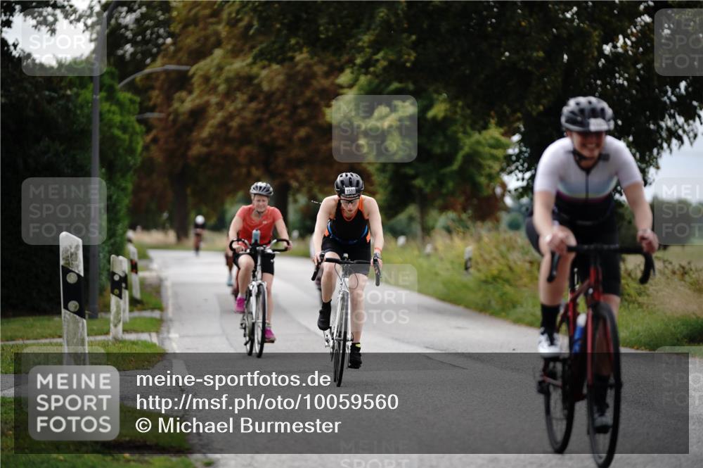 30.08.2026 - Elbe Triathlon Hamburg Michael Burmester http://msf.ph/oto/10059560 30.08.2026 11:32:15 Radfahren 1500, 1522, 1580, 1634, 1640 meine-sportfotos.de