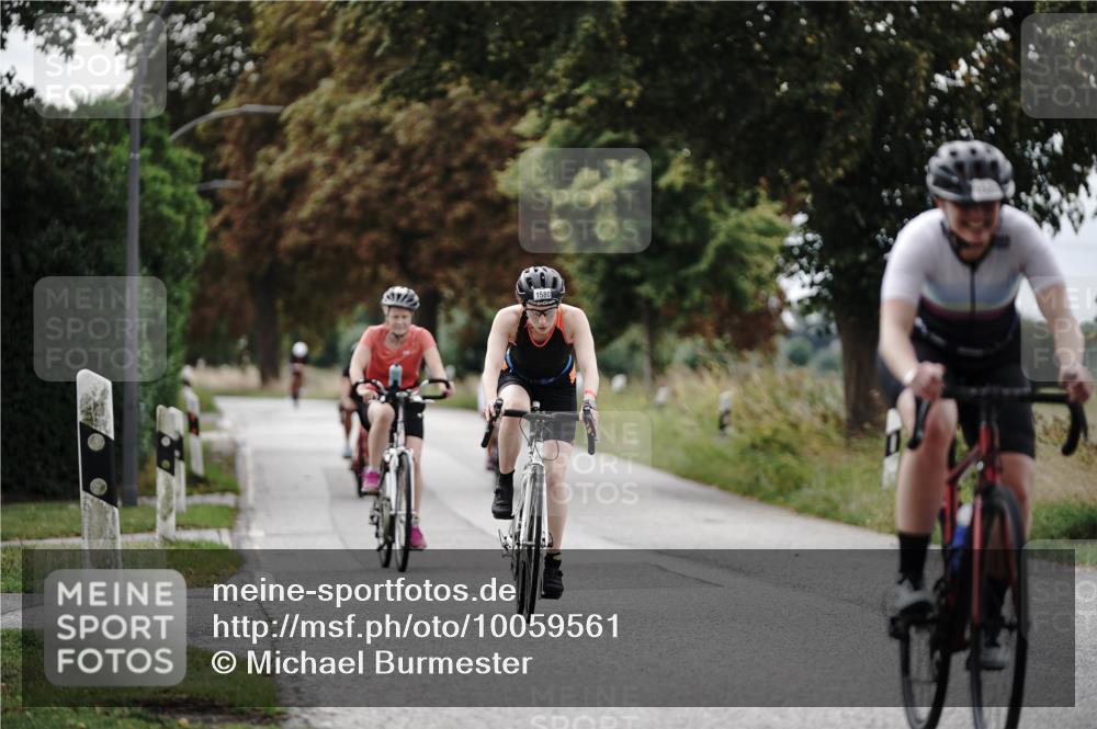30.08.2026 - Elbe Triathlon Hamburg Michael Burmester http://msf.ph/oto/10059561 30.08.2026 11:32:15 Radfahren 1500, 1522, 1580, 1634, 1640 meine-sportfotos.de
